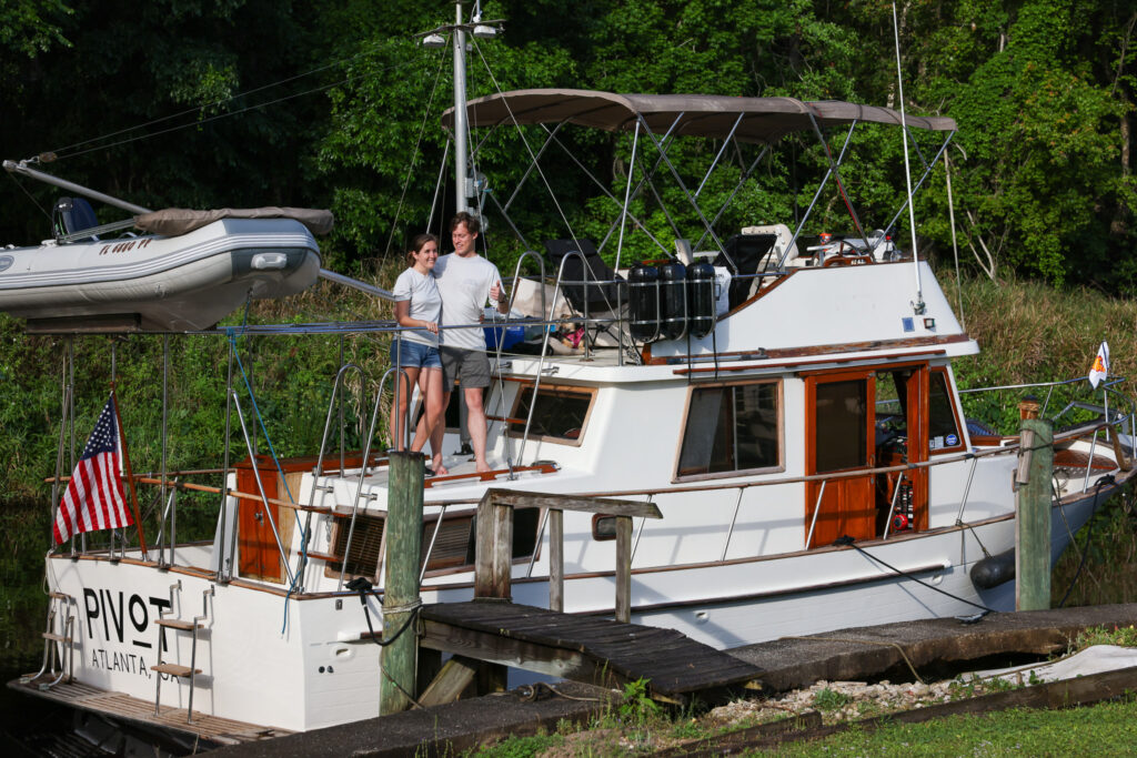 Jen and Elliott while they were living on a boat