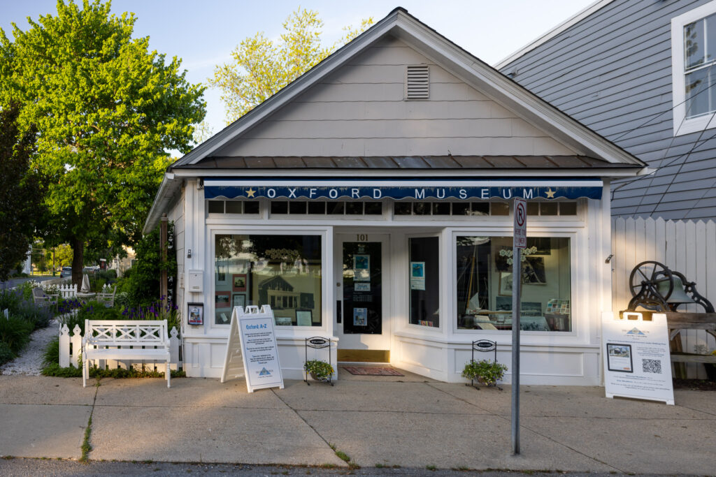 Oxford museum storefront